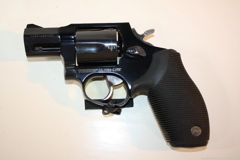 Taurus Ultra Lite revolver in 44 Special, EXCELLENT-img-0