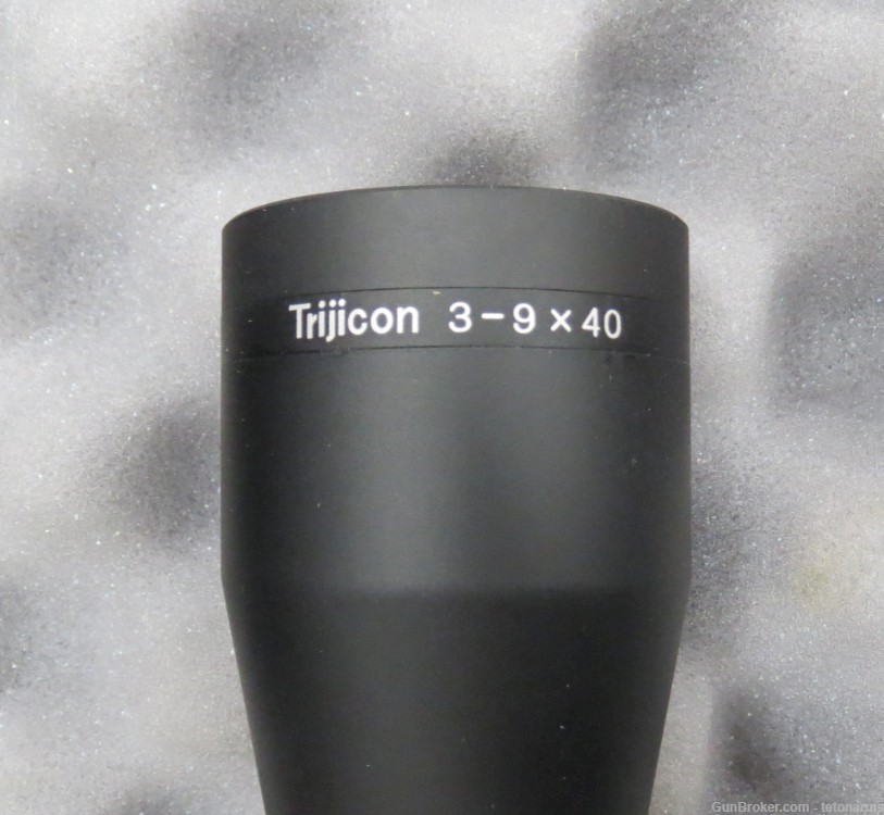 Trijicon AccuPoint 3-9x40, Standard w/Green Dot Reticle TR20-1G, used-img-5
