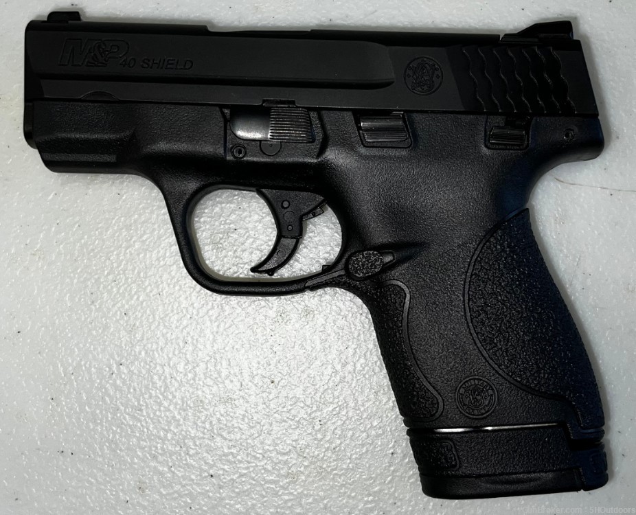 Smith & Wesson M&P40 Shield-img-1