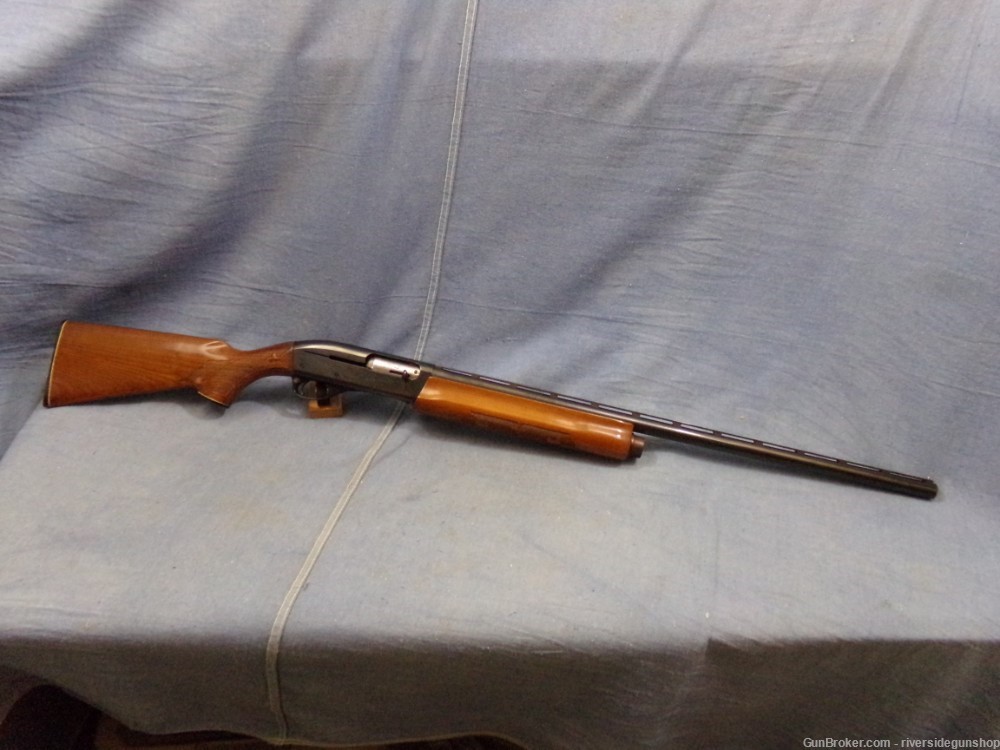 Remington 1100, 12 ga vent rib, semi auto shotgun-img-0