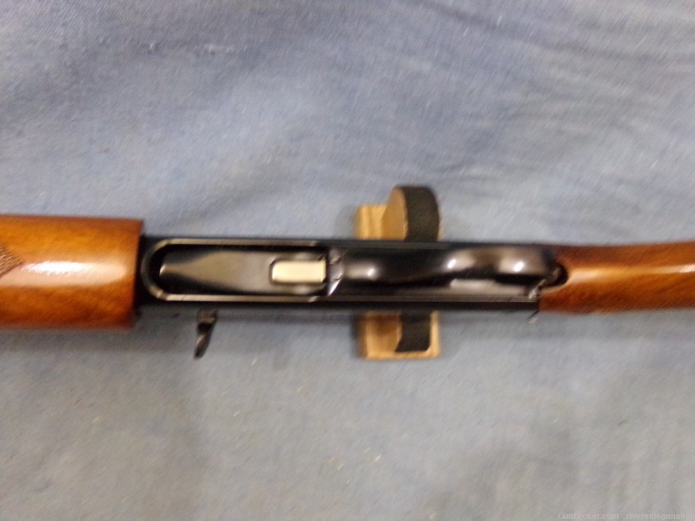 Remington 1100, 12 ga vent rib, semi auto shotgun-img-19