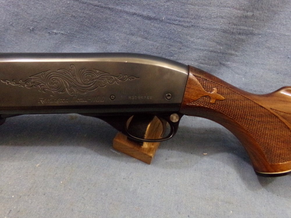 Remington 1100, 12 ga vent rib, semi auto shotgun-img-14