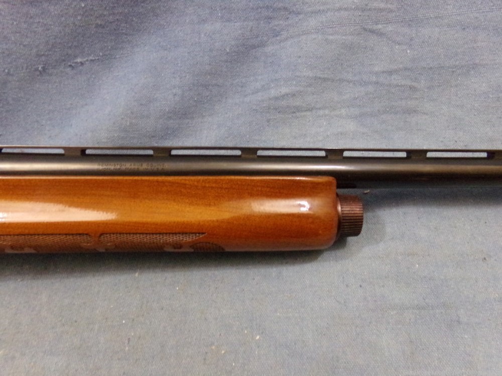 Remington 1100, 12 ga vent rib, semi auto shotgun-img-6
