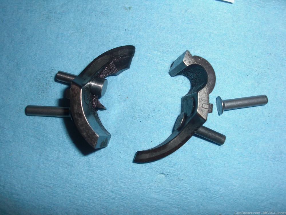 German WWII MG34 Bolt Locking Cams & 4 Special Rivets - Auction Qty = 1 Set-img-3