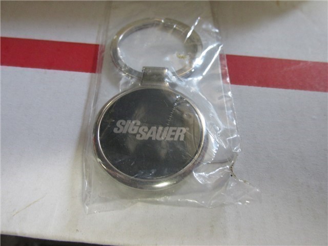 [NB01] Sig Sauer key chain fob new-img-1