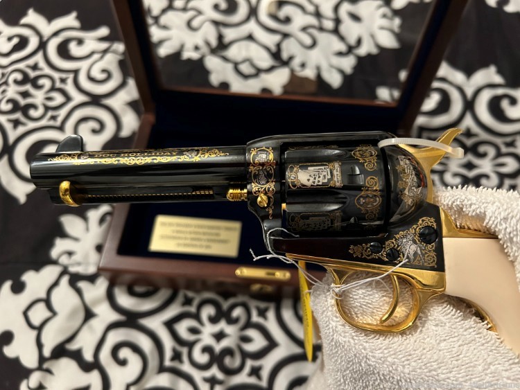 Doc Holliday & Kate Haroney Tribute Single Action Revolver Black and Gold-img-5