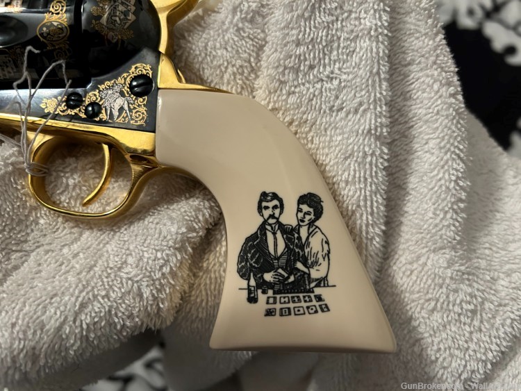 Doc Holliday & Kate Haroney Tribute Single Action Revolver Black and Gold-img-8