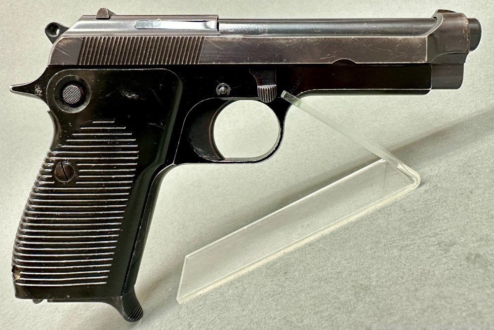 Scarce 1976 dated Beretta Model 1951 Pistol with Lightweight Frame-img-16