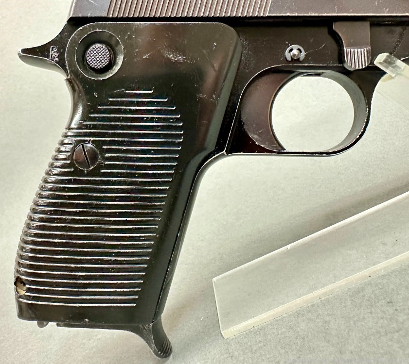 Scarce 1976 dated Beretta Model 1951 Pistol with Lightweight Frame-img-18