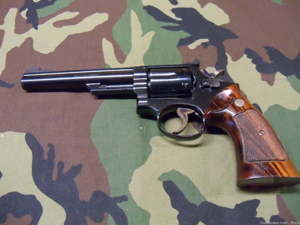 Smith & Wesson Model 19-3 Revolver-img-1
