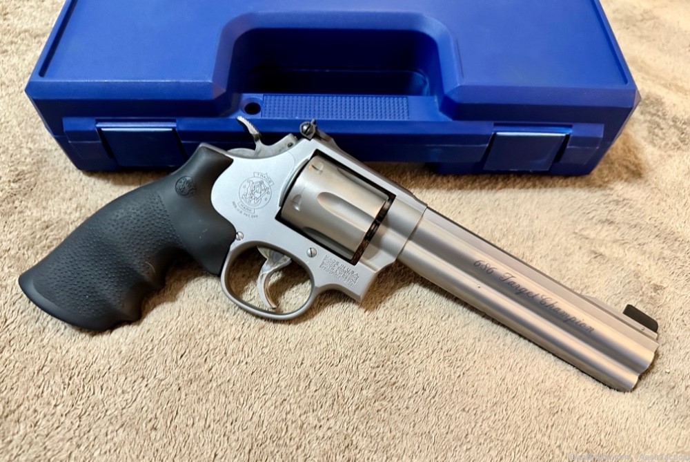 Smith & Wesson 686-4 Target Champion .357MAG w/S&W letter RARE!-img-1