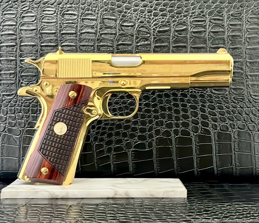 STUNNING AND CLASSY, GOLD Seattle Engraving Customs Colt 1911-img-0