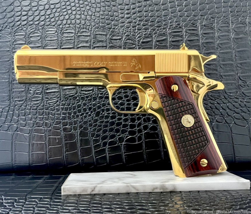 STUNNING AND CLASSY, GOLD Seattle Engraving Customs Colt 1911-img-2