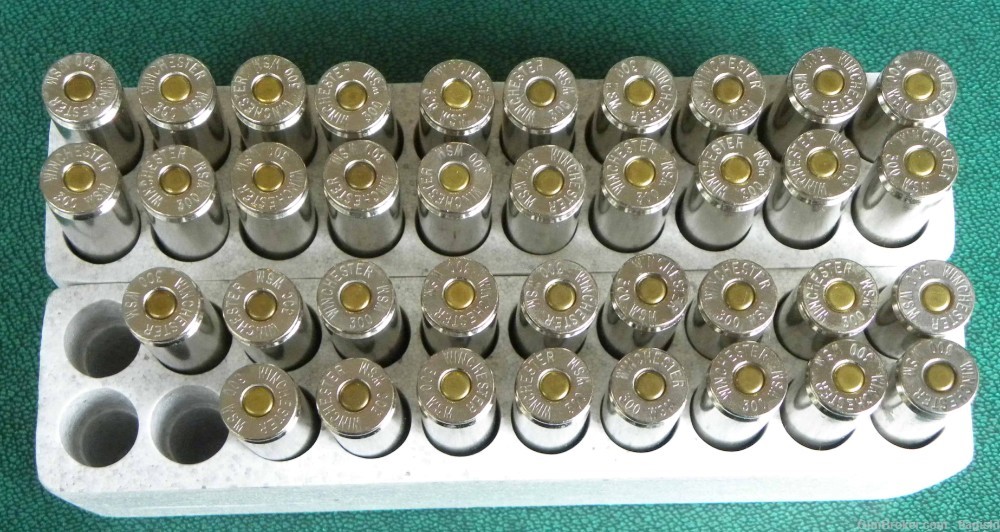 37 Rds of Winchester Supreme Ballistic Silvertip 300 WSM 150 Gr Ammunition-img-0