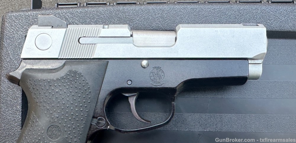 S&W 457 Compact .45 ACP, Metal Frame, Discontinued in 2006-img-13