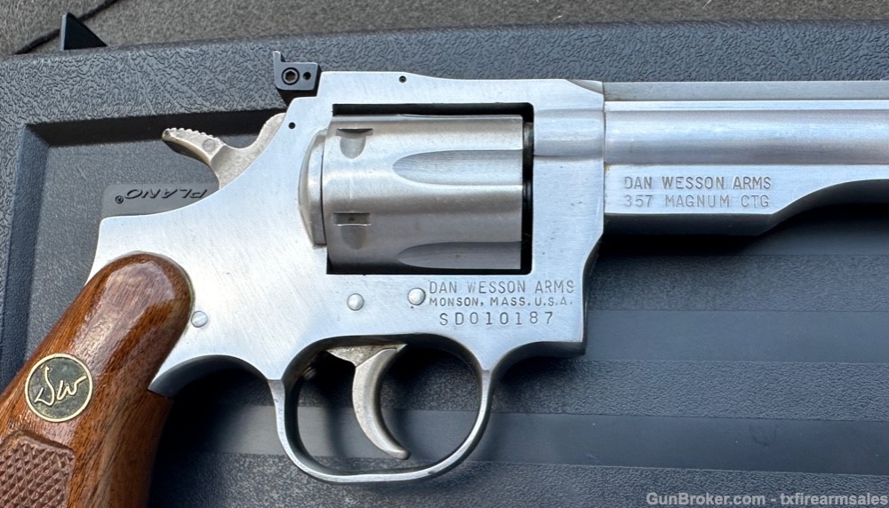 Dan Wesson 715 .357 Magnum, Stainless Steel, 4" Barrel, Monson, Mass-img-4