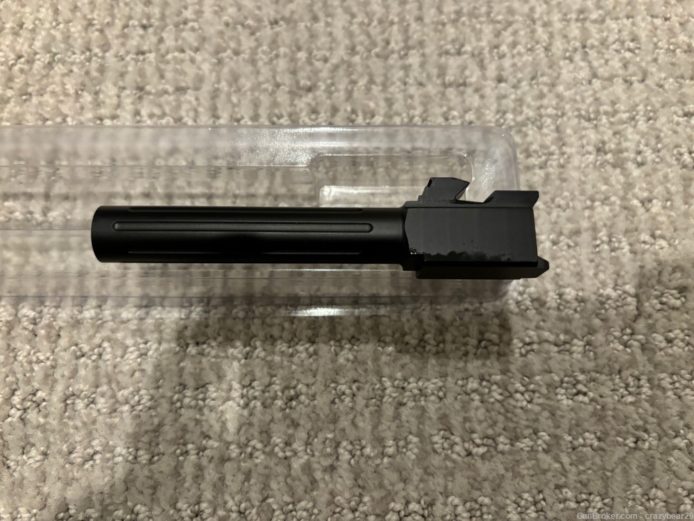 Flush Cut Crowned Lone Wolf Alpha Wolf Barrel Glock 17 in 9mm Stock Length-img-3
