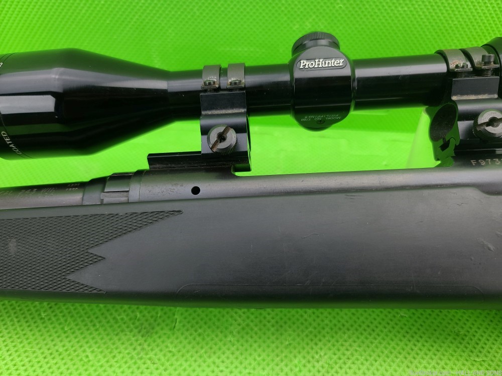 SAVAGE 110 * 243 Win * Bolt Action Rifle w/ Simmons ProHunter 3-9×44 Scope-img-40