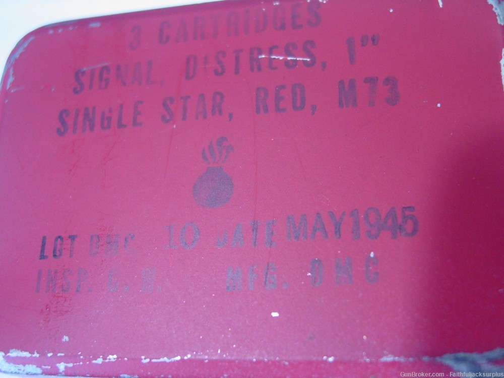 WWII 1"  Single Star Red Distress Flares in Box -img-1