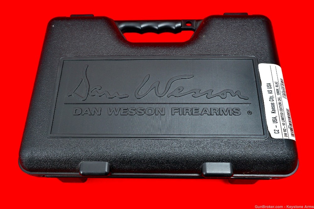 Desired Dan Wesson RZ-10 Razorback Limited Edition 10MM Original Case LNIB-img-16