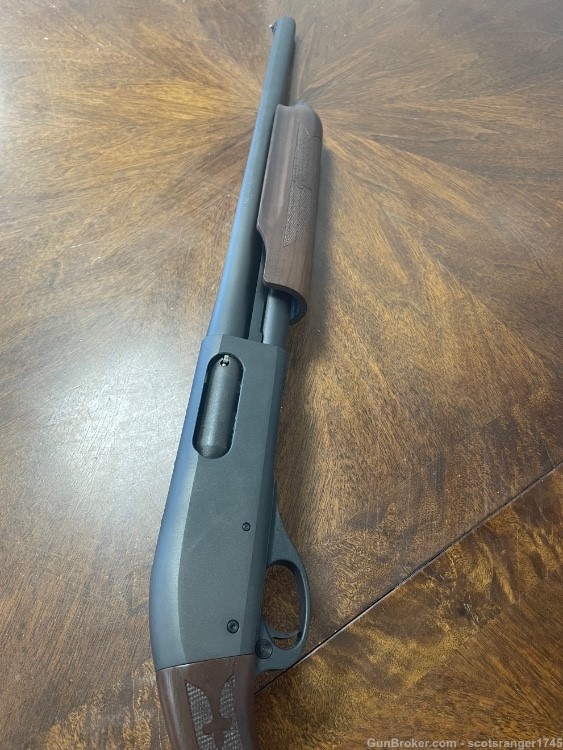 Remington 870 12 Gauge Like new 3” Chamber 20” barrel I Trade-img-5