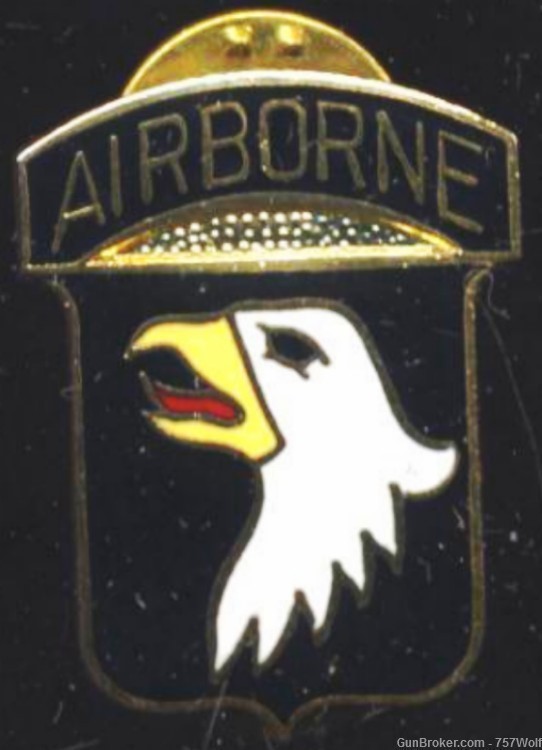 US Army 101st Airborne Division Screaming Eagles 1" DI Crest Enameled Pin-img-0
