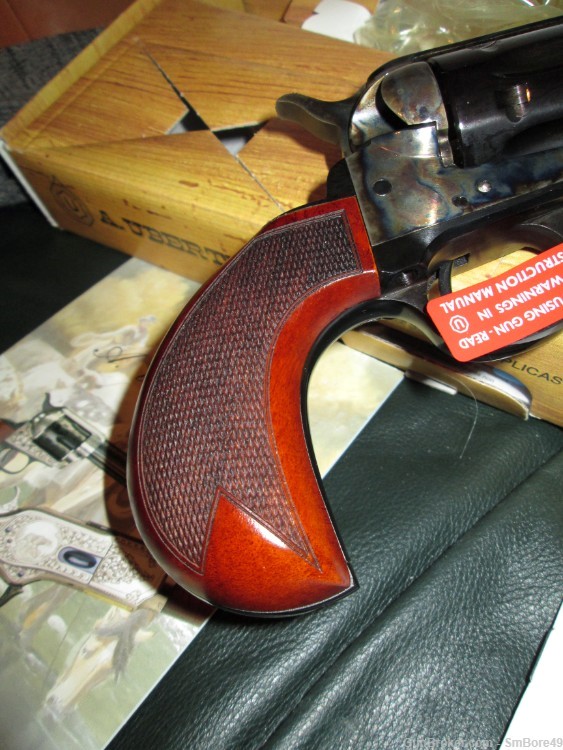 Uberti Birdshead 3.5 inch .22/,22mag revolver, New in its box , unfired-img-2