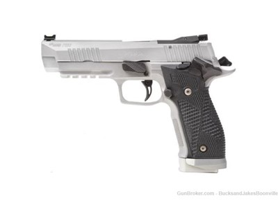 SIG SAUER P226 X-FIVE FULL SIZE 9MM