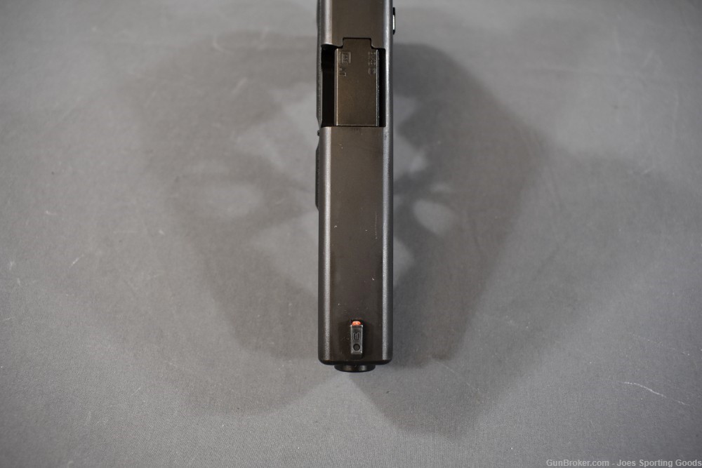 Police Trade In - Glock 17 Gen-4 9mm w/ Factory Case & Night Sights-img-18