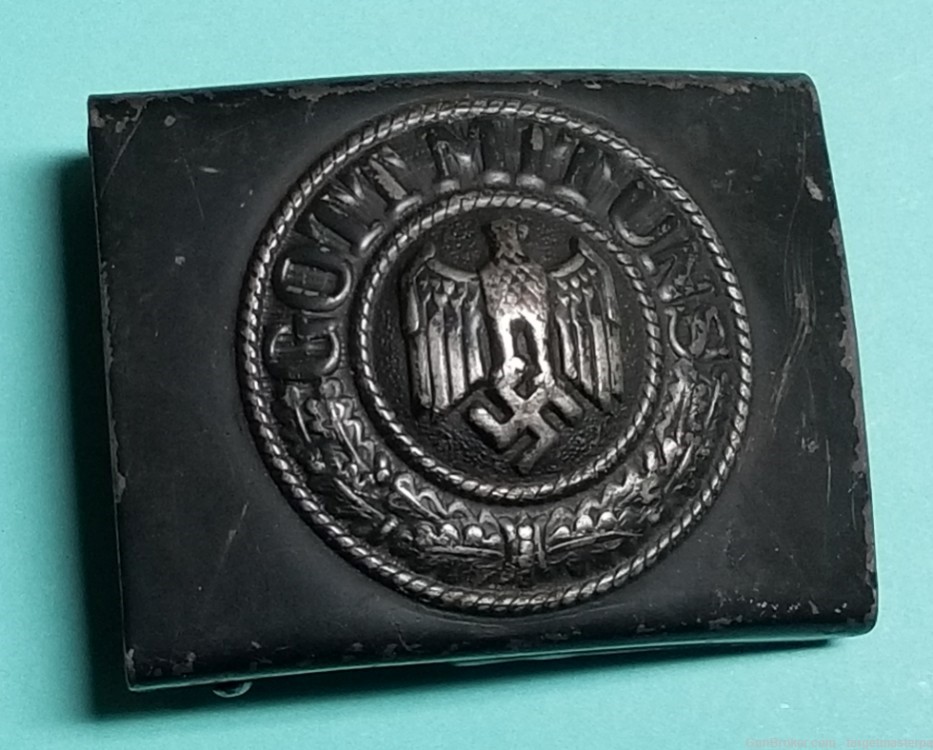 Original WWII German Combat Used Wehrmacht (Army) Belt Buckle-img-0