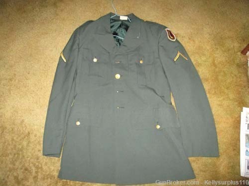 Uniform Jacket From the Vietnam War-img-0