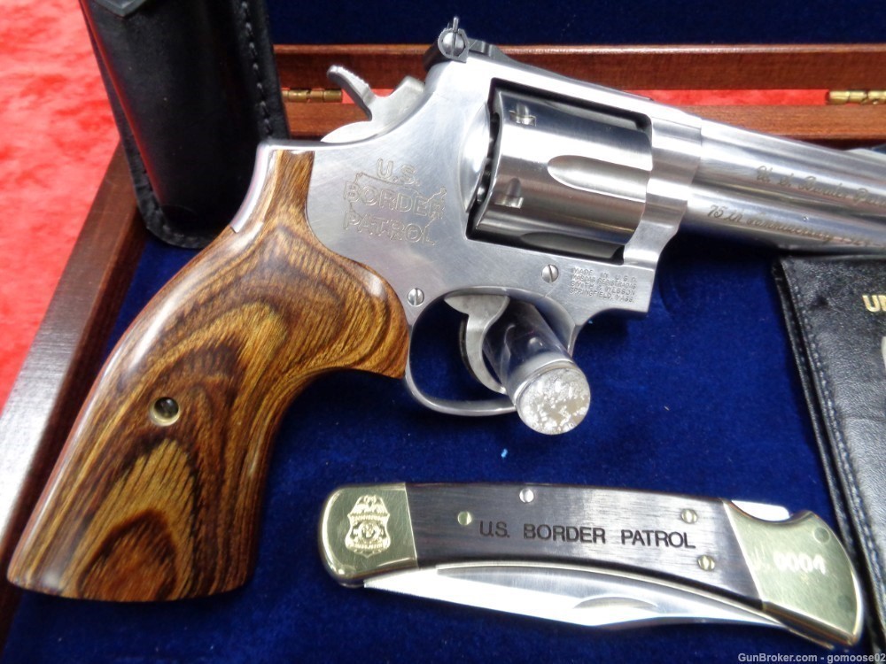 S&W Model 686 357 Magnum US Border Patrol Knife Display Case Badge WE TRADE-img-5