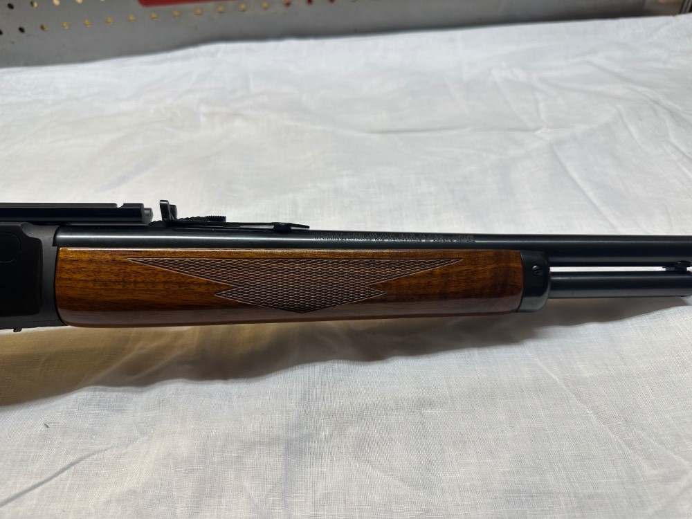 Marlin 1894 CL, Classic in 218 Bee Caliber-img-3