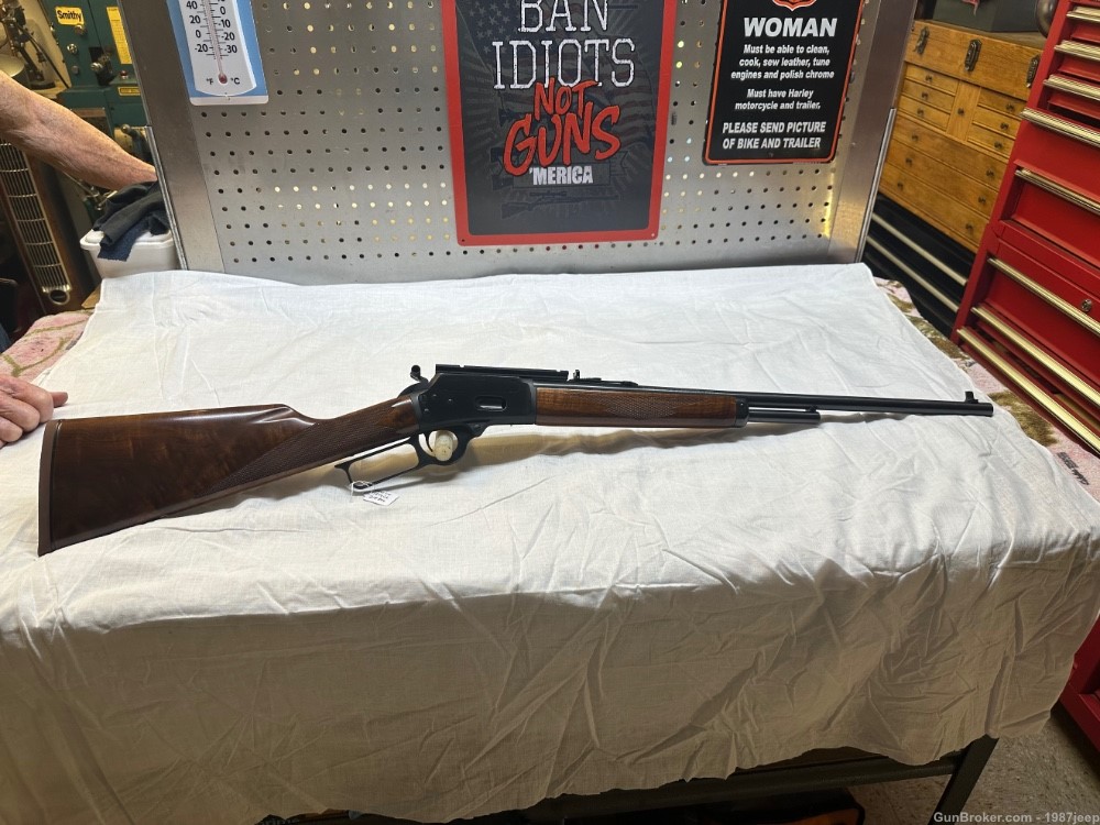 Marlin 1894 CL, Classic in 218 Bee Caliber-img-0