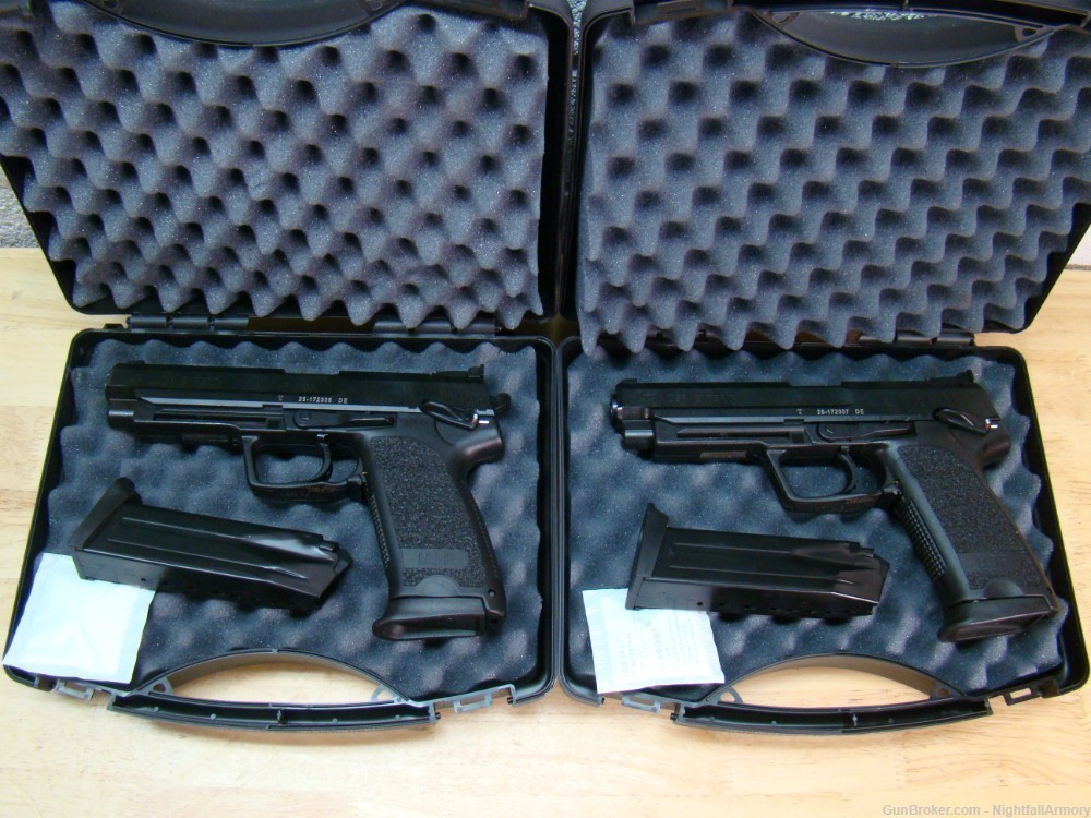 Pair of H&K USP45 Expert Pistols HK USP 45 12rd .45ACP 81000364 consec #'s-img-6