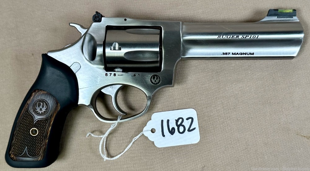 Ruger SP101 .357 Magnum Stainless Steel 4" Barrel w/ Case Used-img-2