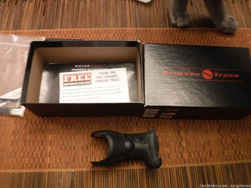 Crimson Trace Lasergrip for Glock 30/29-img-0