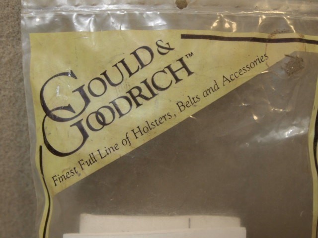 GOULD & GOODRICH SCOUT SHOULDER HOLSTER ATTACHMENT-img-2