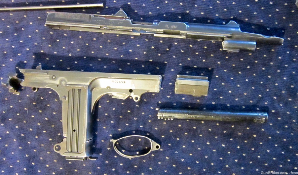 PM63 parts kit w/BARREL,shoulder holster,2 mags, Polish PDW 9mm Mak-img-8