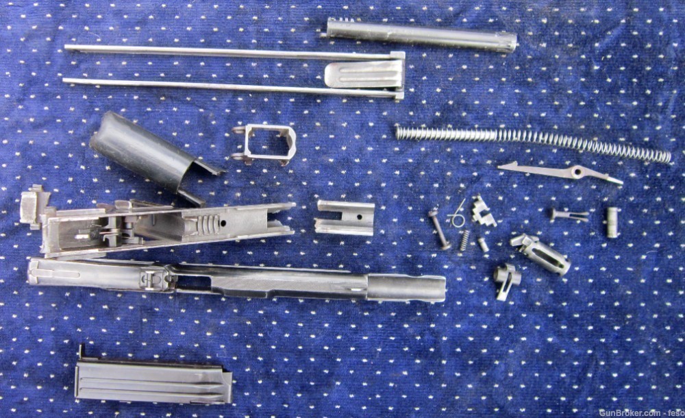 PM63 parts kit w/BARREL,shoulder holster,2 mags, Polish PDW 9mm Mak-img-5