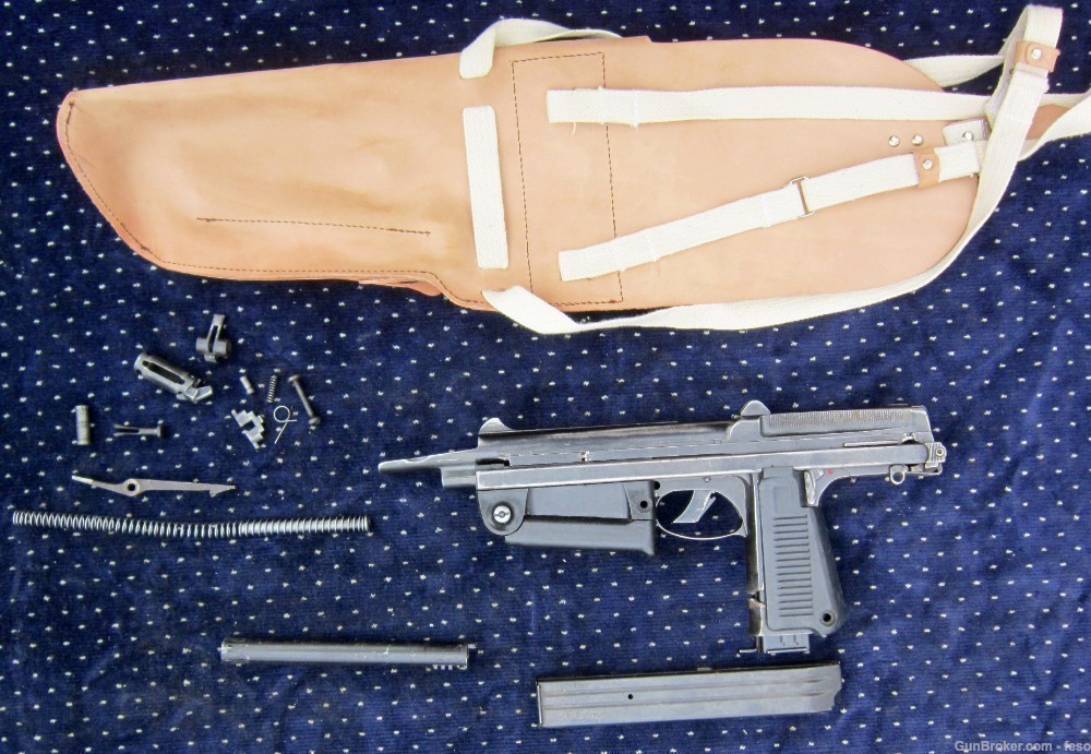 PM63 parts kit w/BARREL,shoulder holster,2 mags, Polish PDW 9mm Mak-img-4