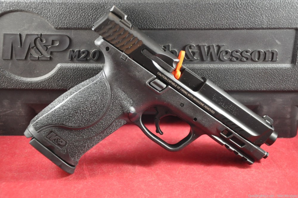S&W 12487U M&P M2.0 Carry & Range Kit 9mm Luger 4.25" 10+1 Black No Safety -img-7