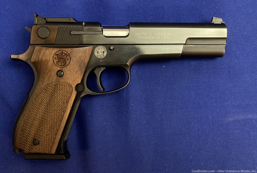 S&W Smith & Wesson Performance Center Model 952-1-img-2