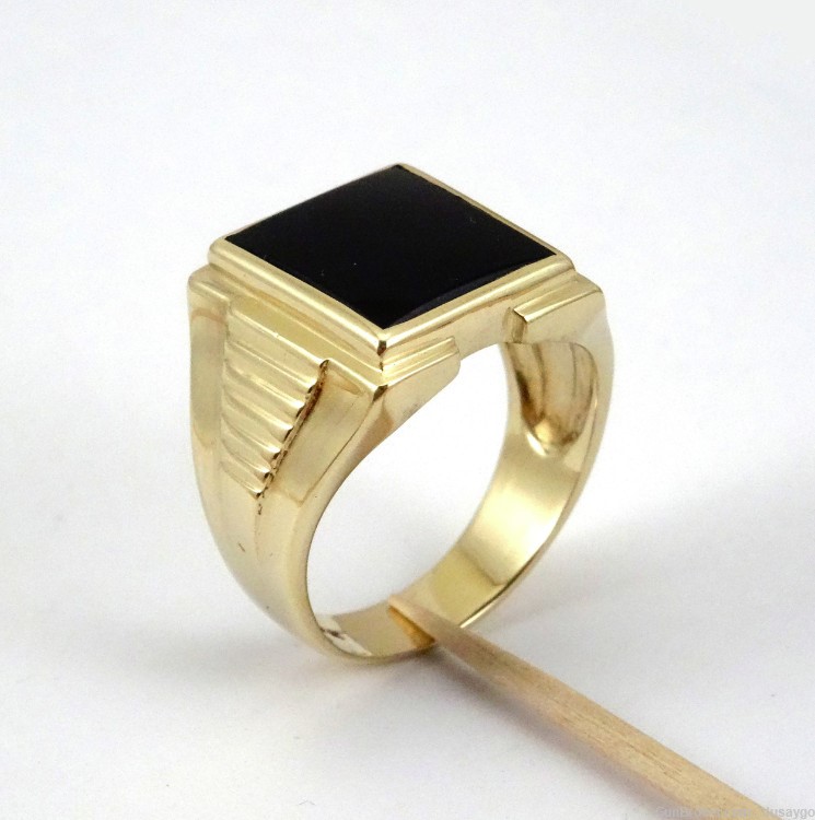 10K Onyx Men's Ring Solitaire Yellow Gold Size 11-img-1