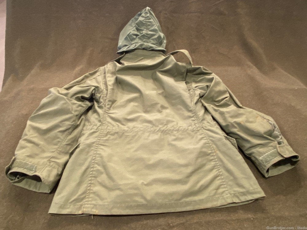 Vintage Vietnam Era M65 Military Jacket, Men’s Medium Short, Olive Drab GRN-img-12