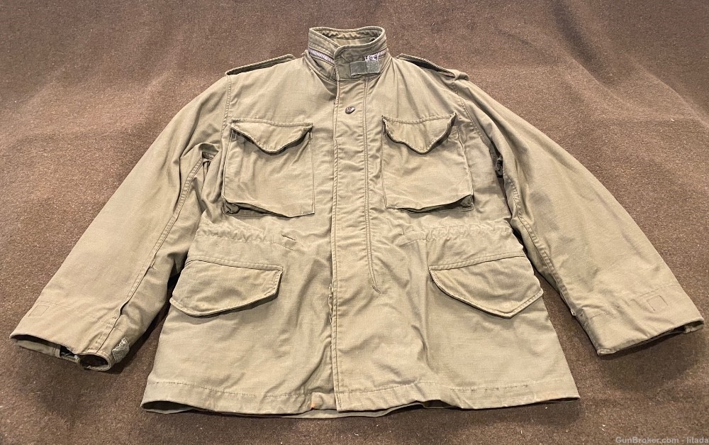 Vintage Vietnam Era M65 Military Jacket, Men’s Medium Short, Olive Drab GRN-img-0