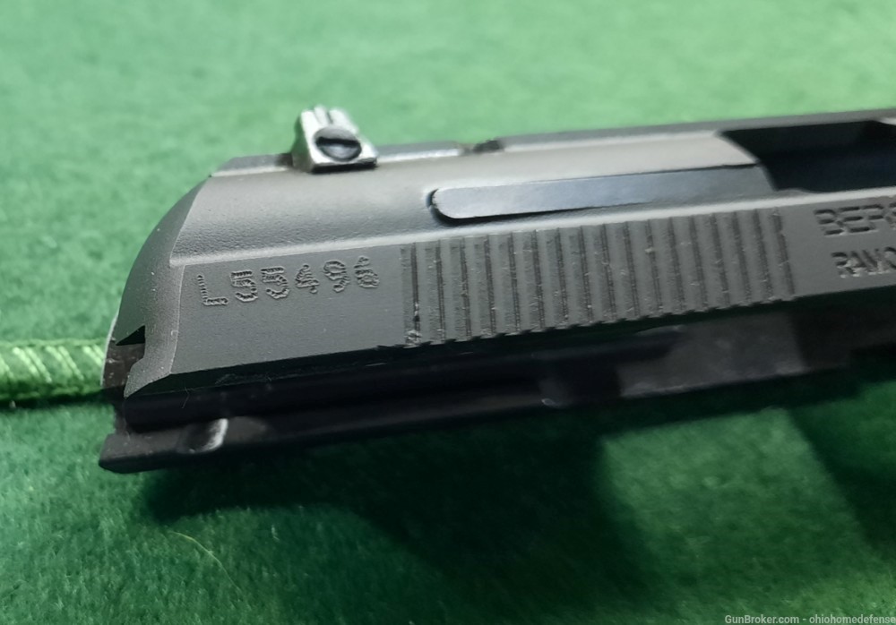 Nearly new Bersa Thunder 22 Slide and recoil spring-img-1