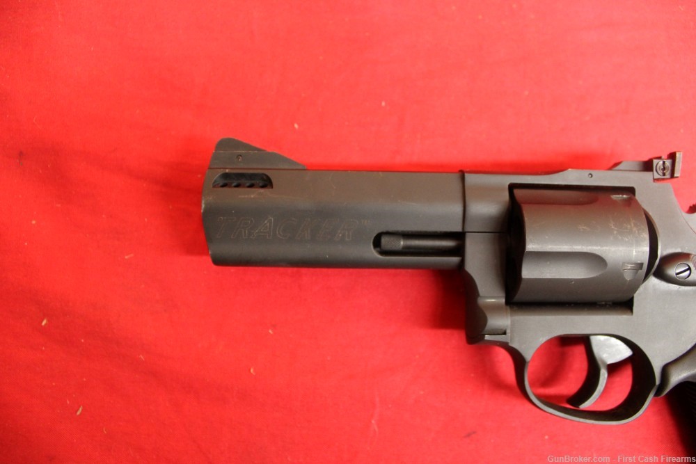 Used Taurus Tracker 44mag,Get $25.00 Off if Put in Layaway before June 1st.-img-3