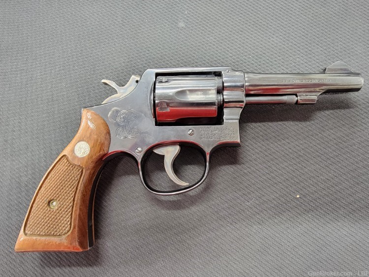 Smith & Wesson Model 10-5 .38 S&W Special 4" Bbl Great Shape-img-1