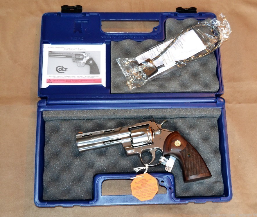 Colt Python   .357 mag / .38 spl  FACTORY NEW  -  REDUCED PRICE!-img-2